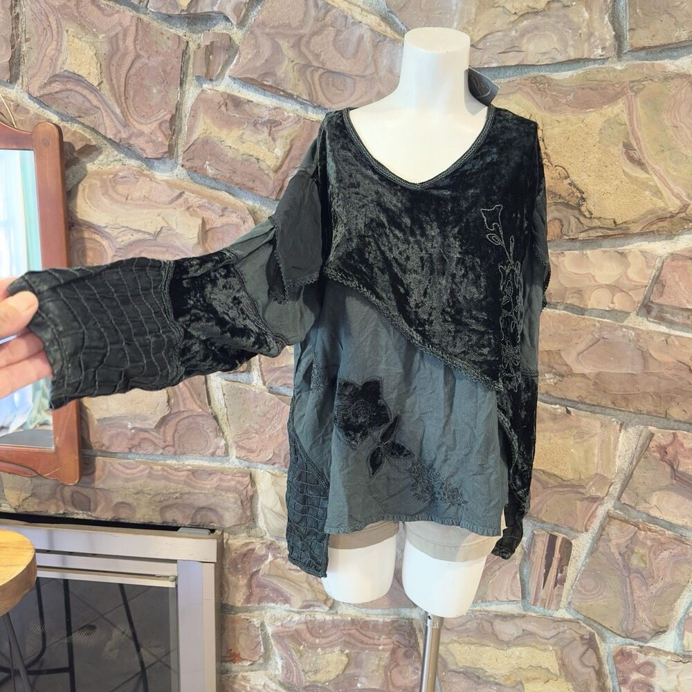 Vintage  Pogee Womens Velvet Peasant  Top Whimsigoth Witchy embroidered  XXL